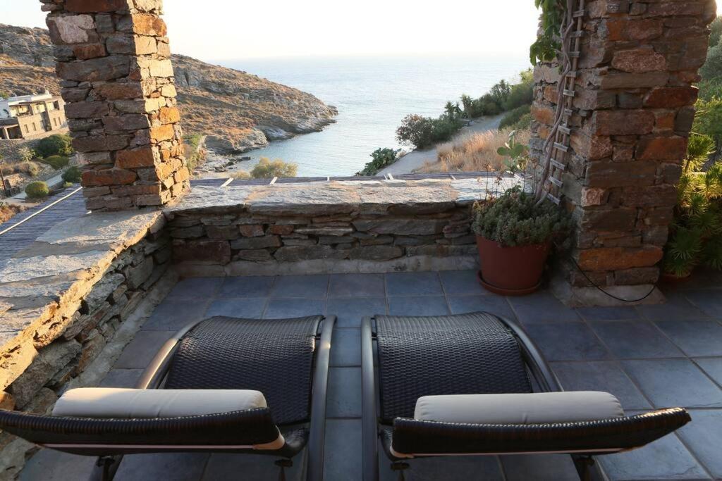 Rosemary 2 Bedroom 2 Bath Beachfront Koundouros 외부 사진